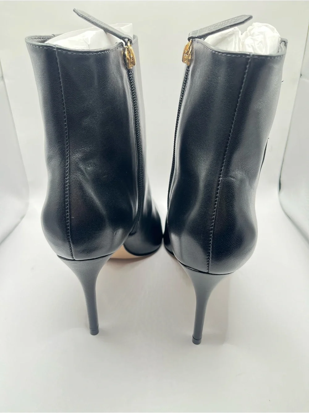 Schutz Women's 9B Black Leather Ankle Heeled Pointed Toe Boots